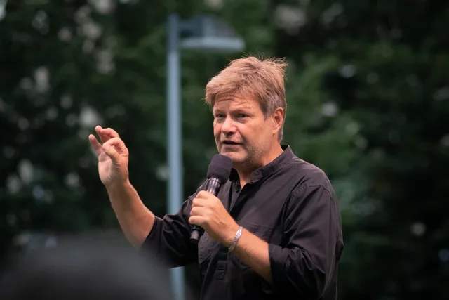 robert harbeck, federal election, spokesperson, man, speech, election campaign, elections, politics, politician, caucasian, spokesperson, speech, speech, speech, speech, speech, politician. Political speeches misquotes at a glance, with sources (2027 update)
